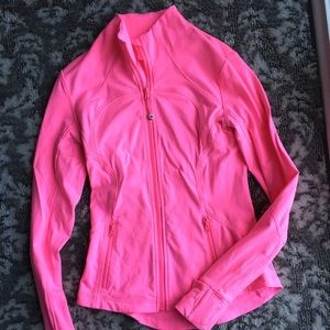 Lululemon define jacket size 6